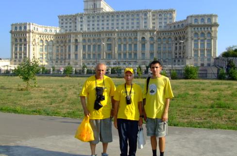 Buharest-Parlament-20.07.2008.JPG