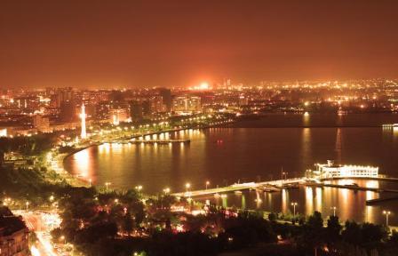 Вечерний Баку.jpg
