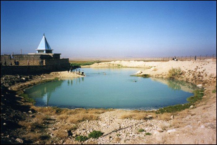 Аkhram - Сероводородное озеро.jpg