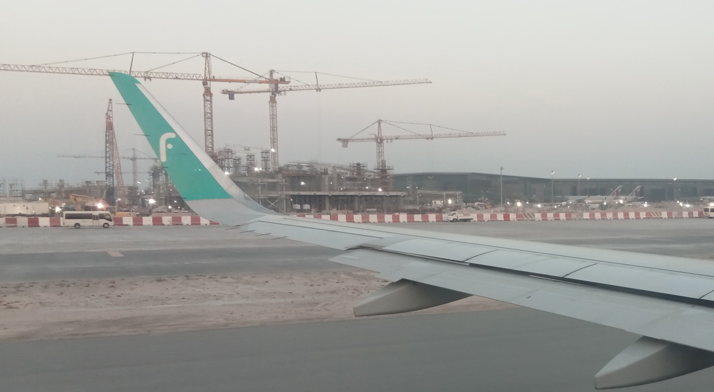 Мы - в аэропорту города Доха - IMG_20231025_200423.jpg