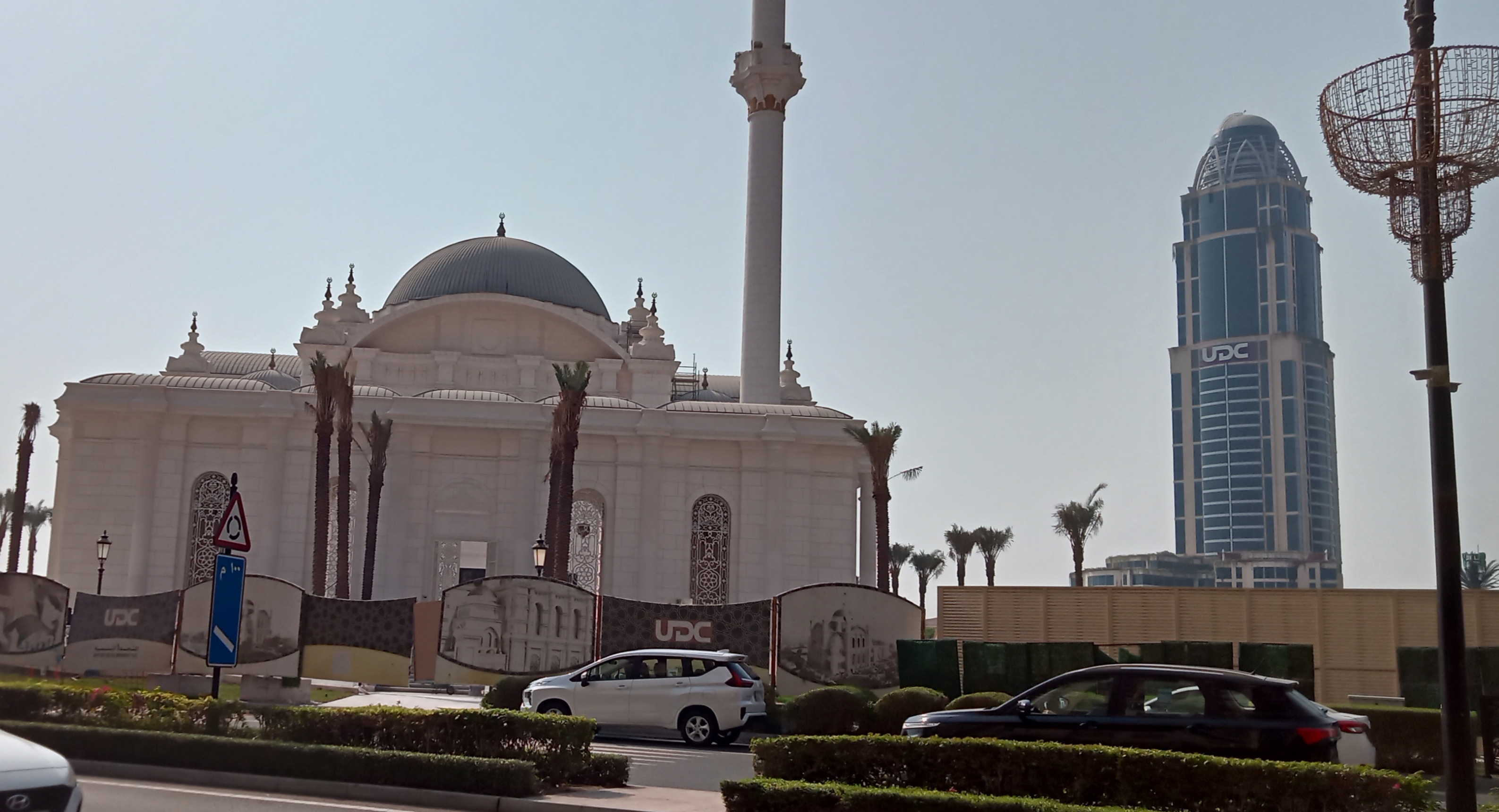 В центре деревни расположена мечеть - IMG_20231030_232000.jpg