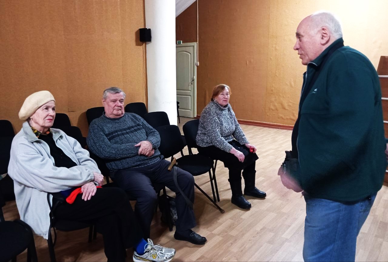 ДКП-455 - В.Слюсаренко по пути 'из варг в греки'.jpg