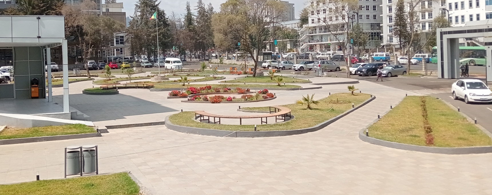 Во дворе музея - IMG_20260323_124025.jpg