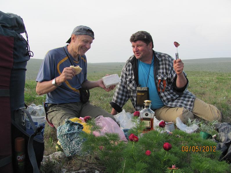 Майские походы по Крыму 2009 - 2012 - ...  - Привал на Долгоруковской яйле.jpg