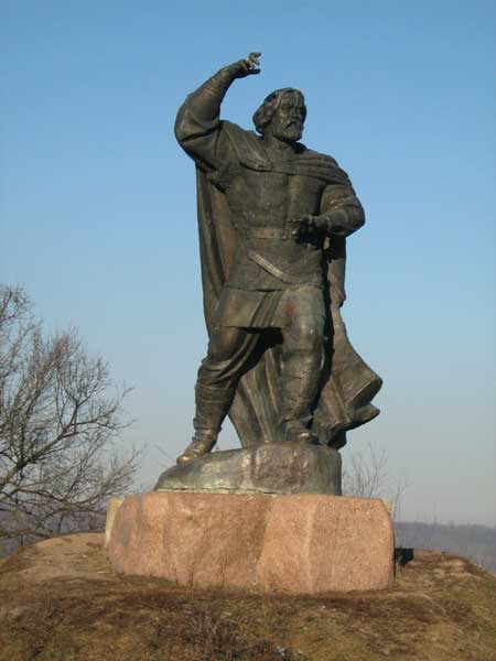 Памятник Бояну приближено  - N12.jpg