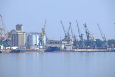 Across 3 seas from Ukraine - 2008 - 6. Порт Рени 19.07.2008.JPG