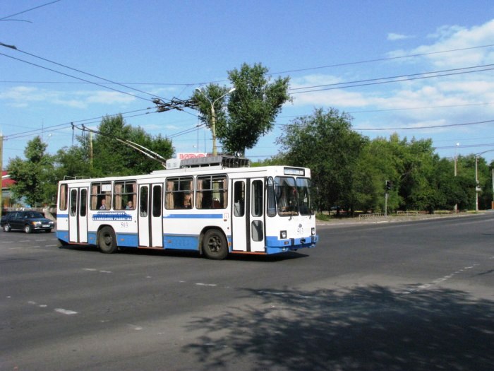 В таком троллейбусе мы ехали по маршруту 5 amp; 039; amp; 039;ул.Горностаевская - Центр или amp;quot;Детский Мир amp;quot; amp; 039; amp; 039; - Trolleybus N''5. marka T2-09.jpg