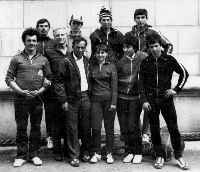 Участники турслёта в Черновцах 9 мая 1986 года. - 