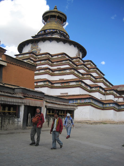 29.09.09. самая большая ступа Тибета KUMBUM - img_2730_146.jpg