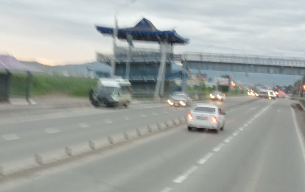 Въезд в Улан-Удэ, идёт дождь